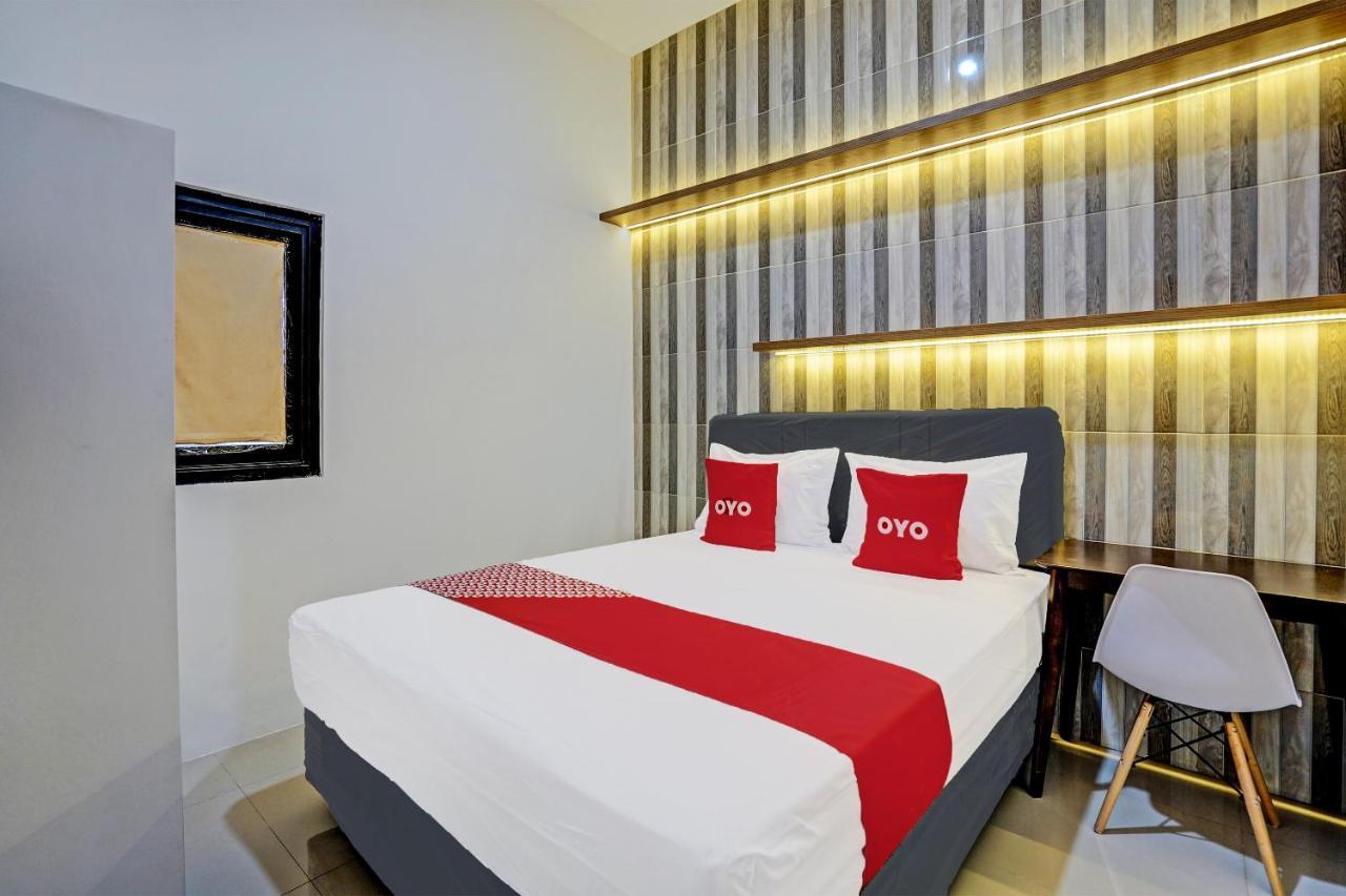 Oyo 92435 Sunlo Cozy Home Family Homestay Syariah Surabaya Luaran gambar