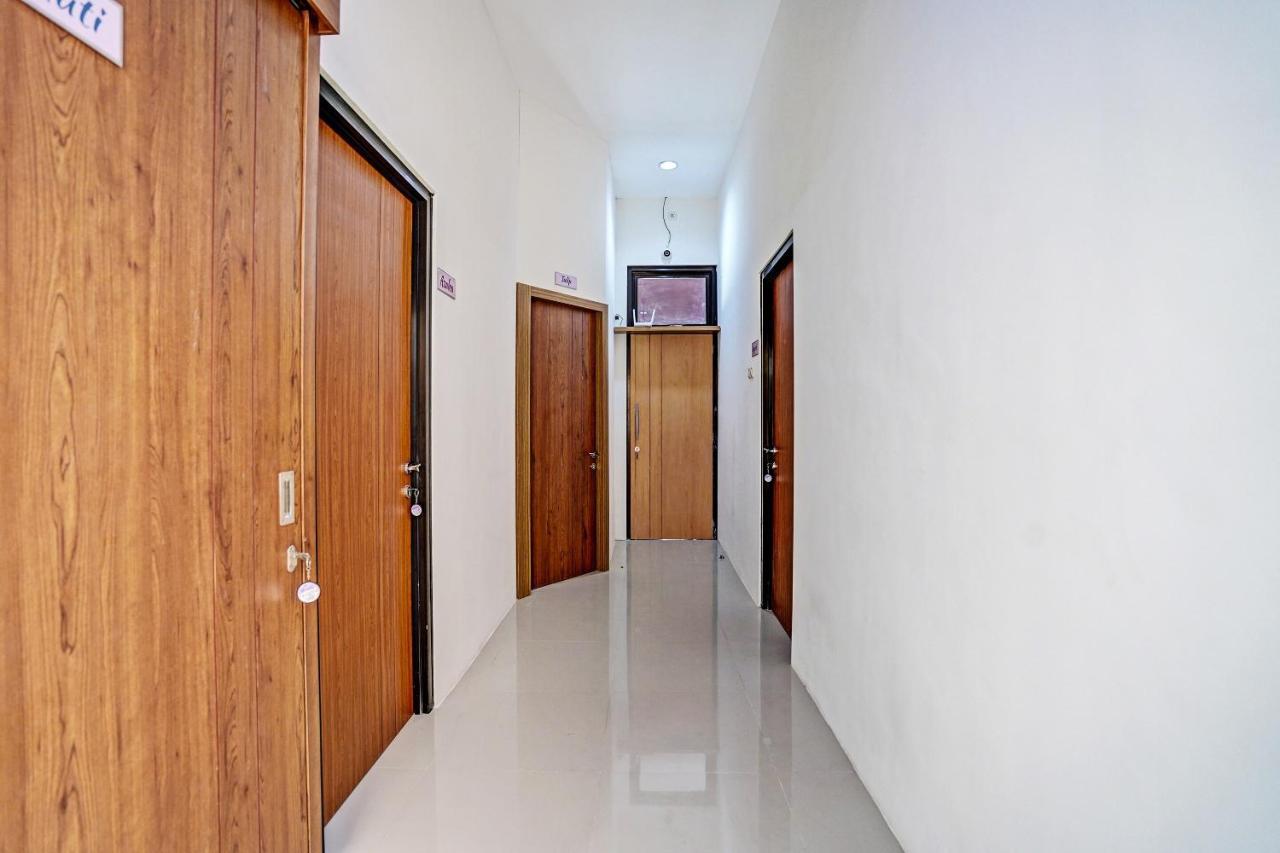 Oyo 92435 Sunlo Cozy Home Family Homestay Syariah Surabaya Luaran gambar