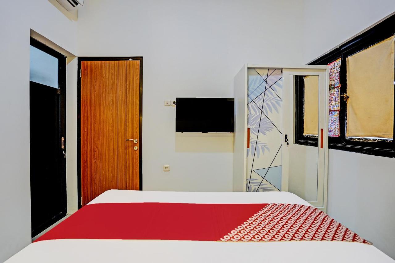 Oyo 92435 Sunlo Cozy Home Family Homestay Syariah Surabaya Luaran gambar