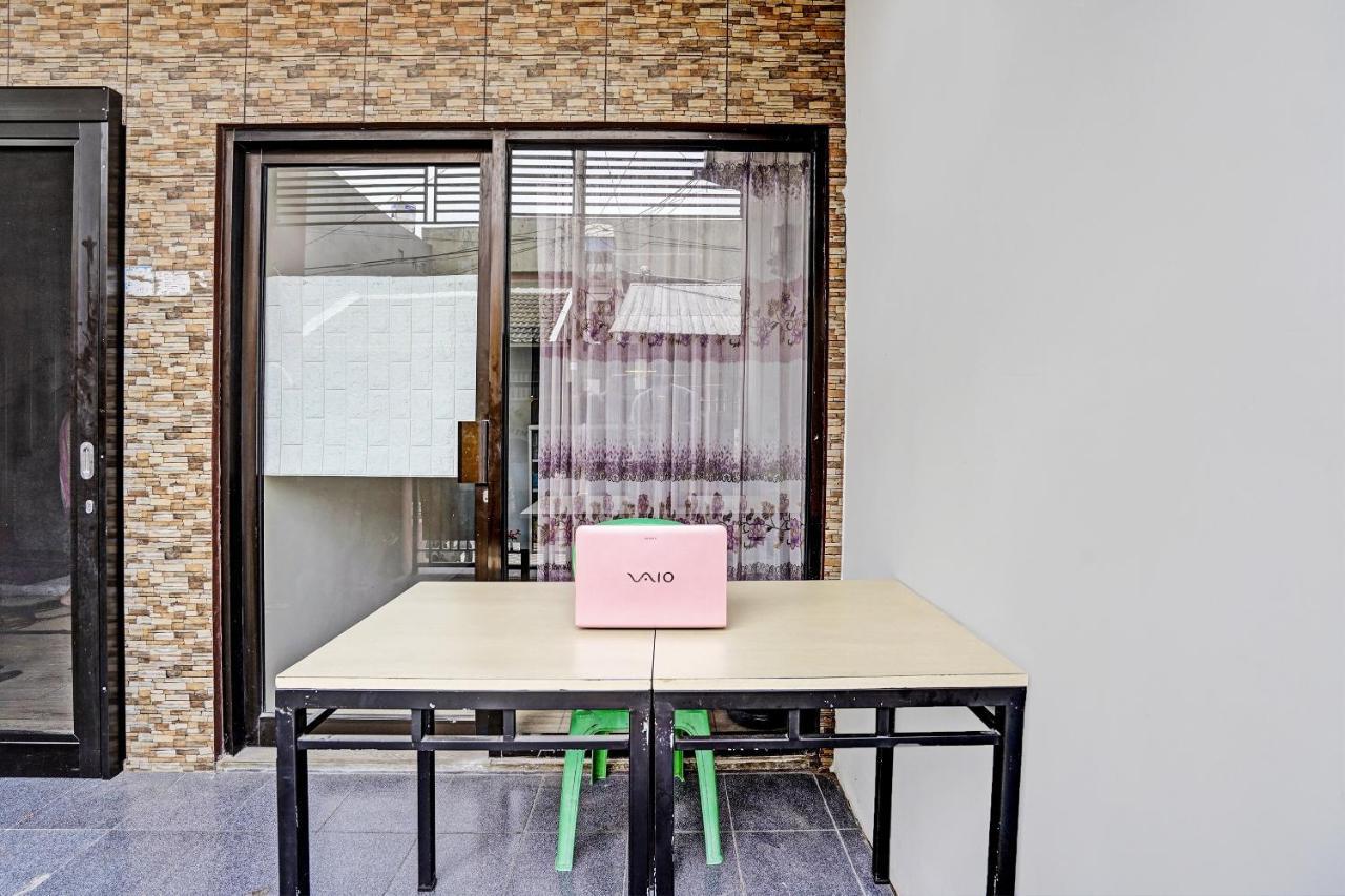 Oyo 92435 Sunlo Cozy Home Family Homestay Syariah Surabaya Luaran gambar